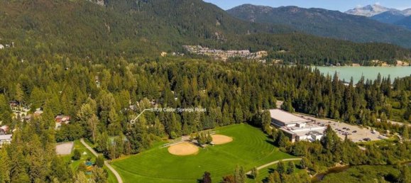 2 bedrooms House in British Columbia, Canada No. 1060 10