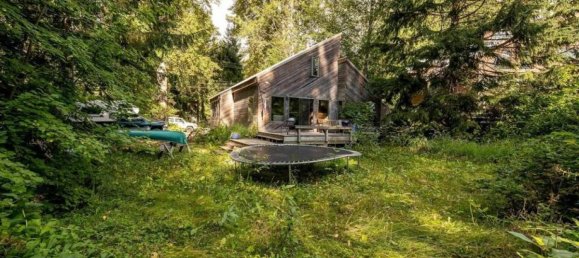 2 bedrooms House in British Columbia, Canada No. 1060 12