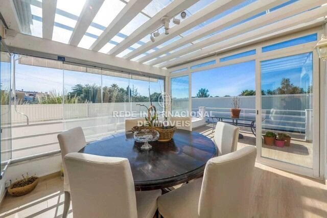 4 bedrooms Villa in Sintra, Portugal No. 352894