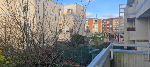 1 bedroom Apartment in Montigny-le-Bretonneux, France No. 170186 5