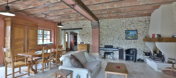 3 bedrooms House in Garancieres, France No. 180639 12