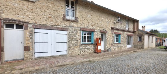 3 bedrooms House in Garancieres, France No. 180639 9