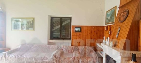 3 Schlafzimmer Haus in San Lorenzello, Italy, Nr. 293549 33