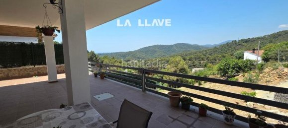 Casa de 4 dormitorios en Santa Susanna, Spain No. 146446 20