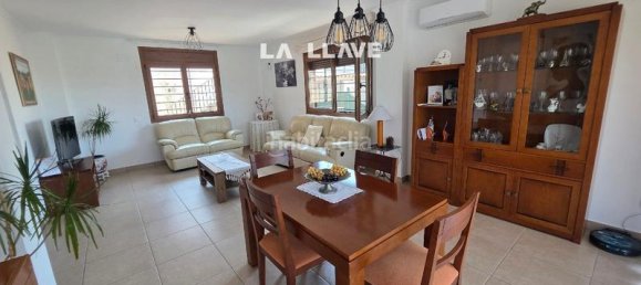 Casa de 4 dormitorios en Santa Susanna, Spain No. 146446 3