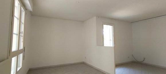 3 bedrooms Apartment in Montpellier, France No. 279980 6