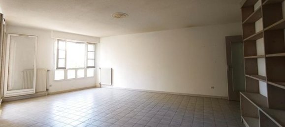 3 bedrooms Apartment in Montpellier, France No. 279980 3