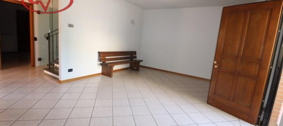 6 rooms House in Montevarchi, Italy No. 231851 7