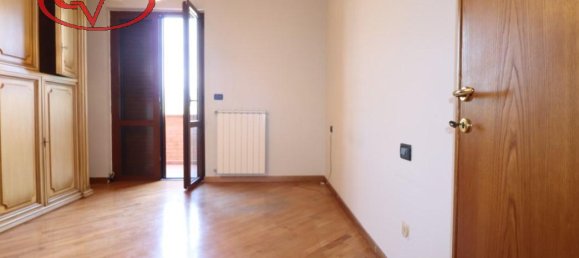 6 rooms House in Montevarchi, Italy No. 231851 25