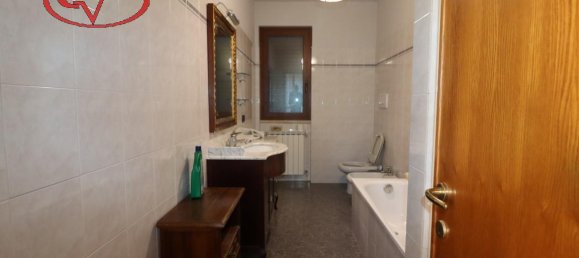 6 rooms House in Montevarchi, Italy No. 231851 31