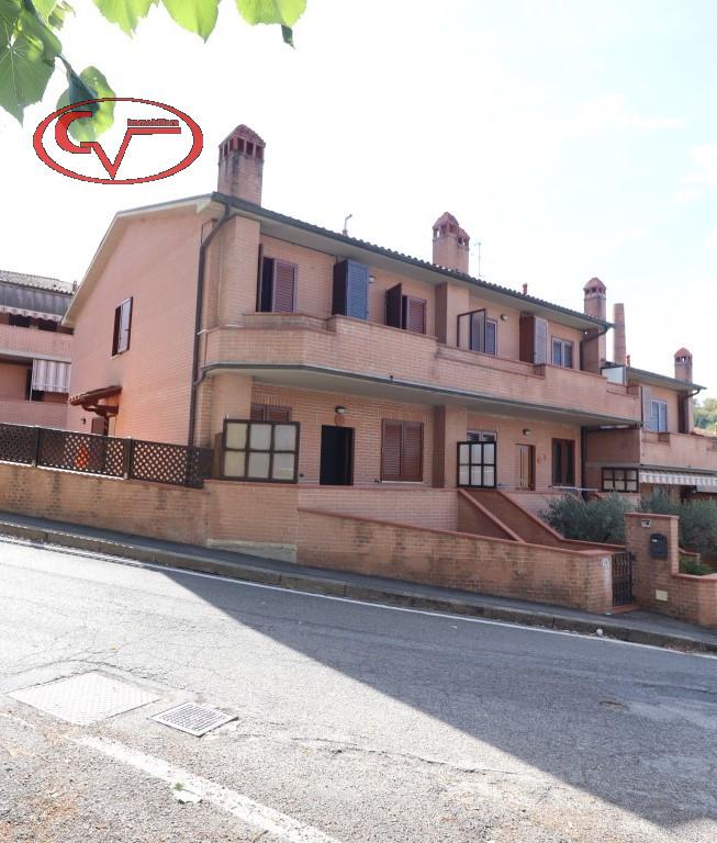 6 rooms House in Montevarchi, Italy No. 231851