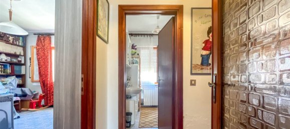 Apartamento de 6 habitaciónes en Cecina, Italy No. 277522 10