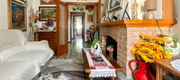 Apartamento de 6 habitaciónes en Cecina, Italy No. 277522 4