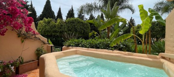 3 bedrooms Townhouse in Marbella, Spain No. 139269 3