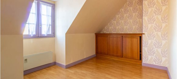 5 Schlafzimmer Haus in Romorantin-Lanthenay, France, Nr. 320249 16