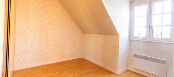 5 Schlafzimmer Haus in Romorantin-Lanthenay, France, Nr. 320249 12