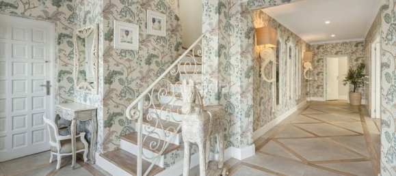 4 bedrooms Villa in Estepona, Spain No. 49090 16