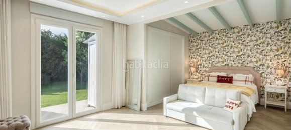4 bedrooms Villa in Estepona, Spain No. 49090 9