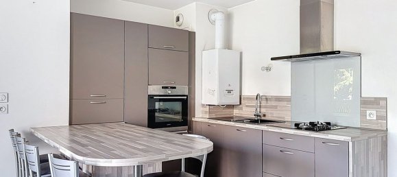 1 bedroom Apartment in Neuville-sur-Saone, France No. 343282 4