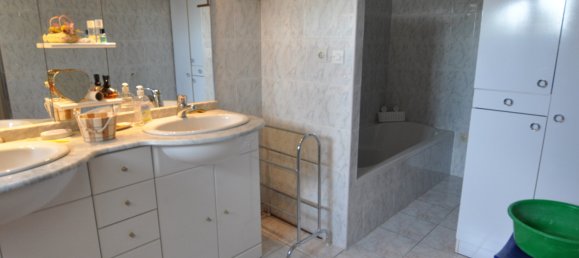 4 Schlafzimmer Haus in Niderviller, France, Nr. 153442 28