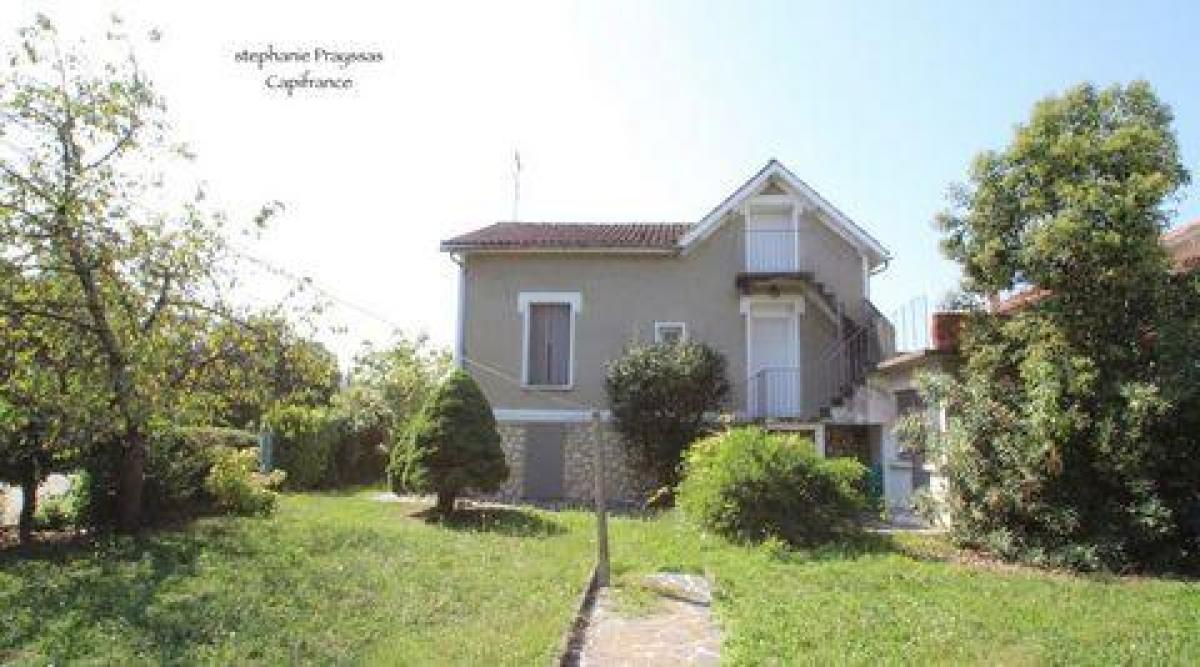 3 bedrooms House in Agen, France No. 9261