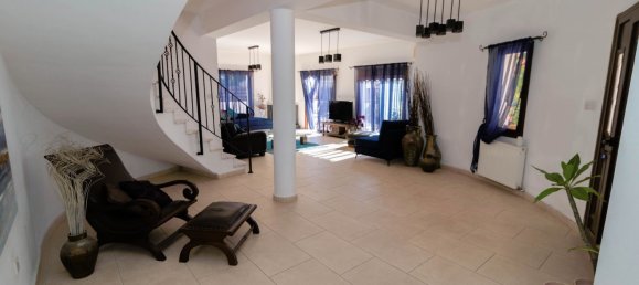 4 bedrooms Villa in Kiti, Cyprus No. 23179 16