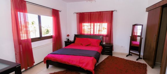 4 bedrooms Villa in Kiti, Cyprus No. 23179 8