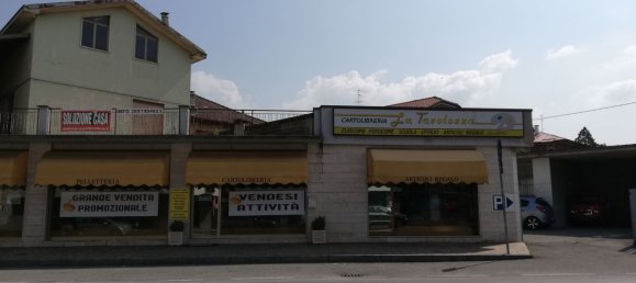 400m² Commercial property in Almè, Italy No. 338634 17