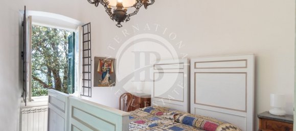 3 bedrooms Villa in Avegno, Italy No. 287988 10