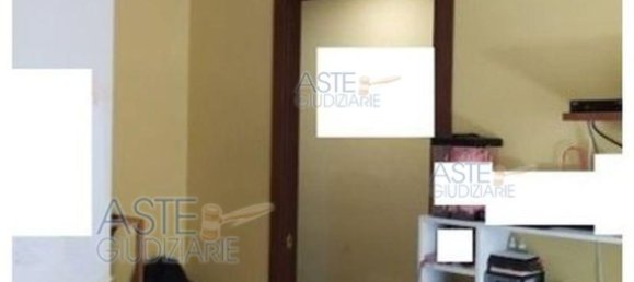 5 rooms Apartment in Velletri, Italy No. 292304 2