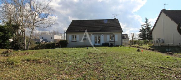3 bedrooms House in Vineuil, France No. 47704 22