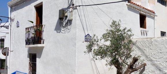 4 bedrooms House in Salobrena, Spain No. 150770 3