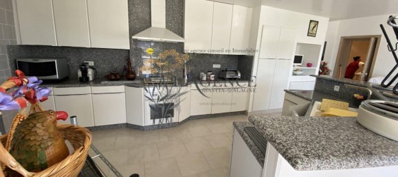 3 Schlafzimmer Villa in L'Ile-Rousse, France, Nr. 101775 4