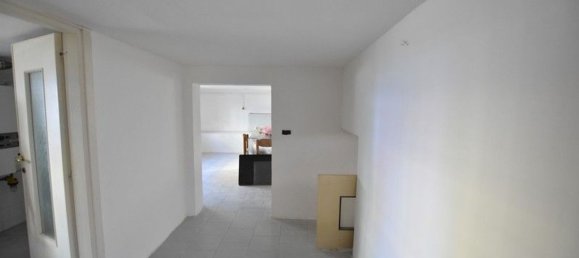 3 bedrooms House in Fidenza, Italy No. 377844 17