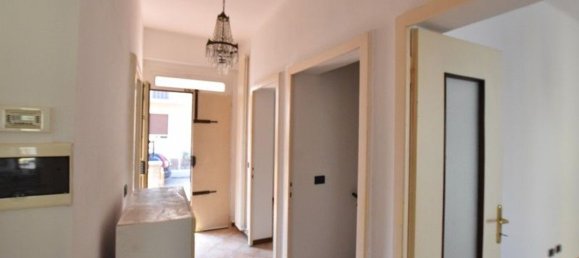 3 bedrooms House in Fidenza, Italy No. 377844 14