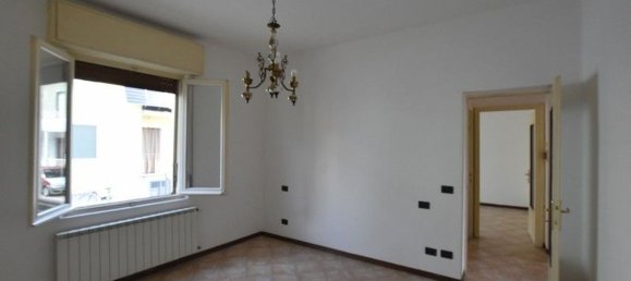 3 bedrooms House in Fidenza, Italy No. 377844 9