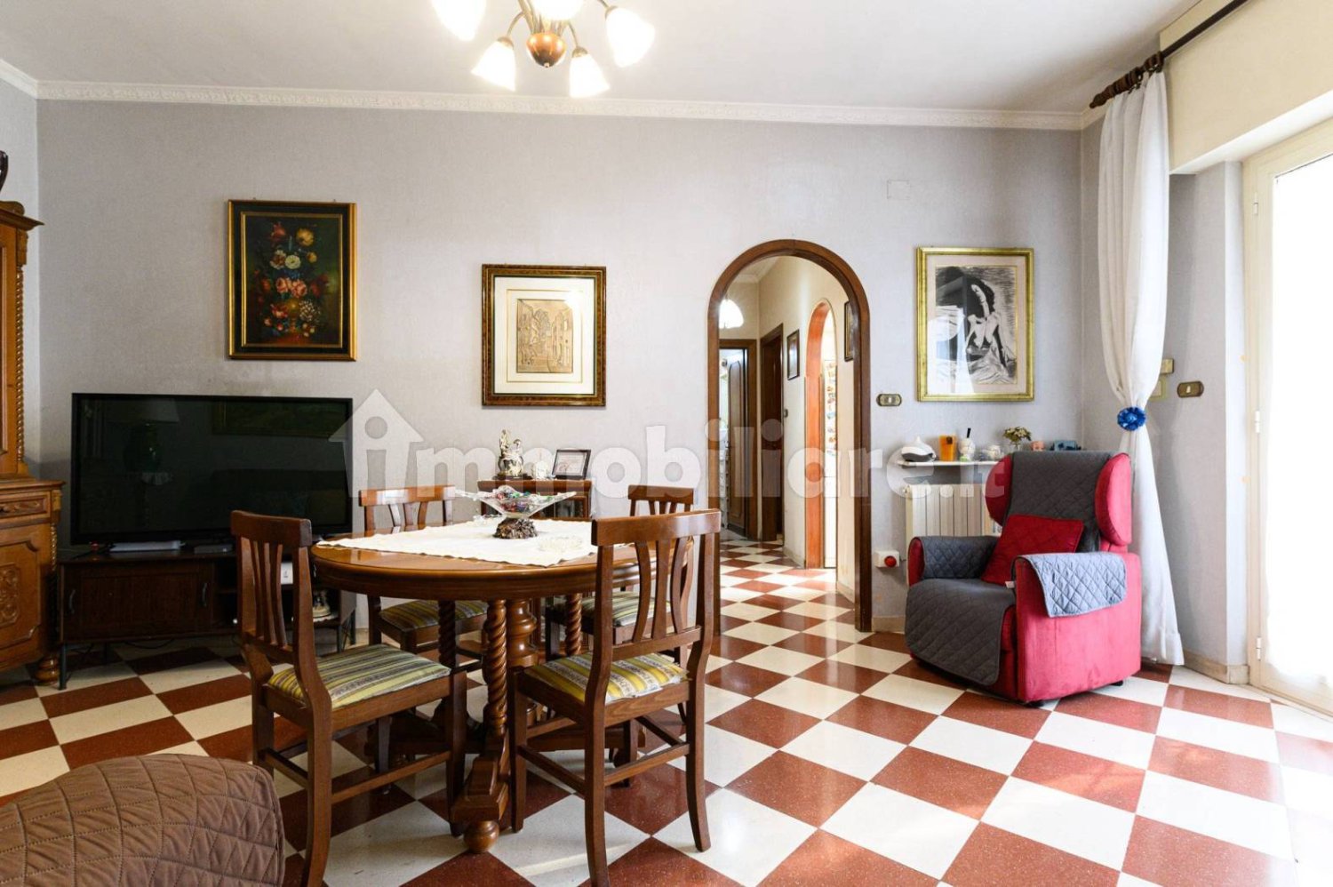 Квартира с 4 спальнями в Тиволи, Италия № 342401