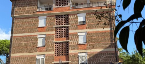 Квартира с 4 спальнями в Тиволи, Италия № 342401 2