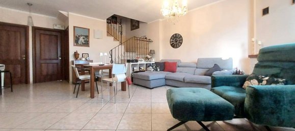 6 bedrooms House in Carmagnola, Italy No. 339616 3