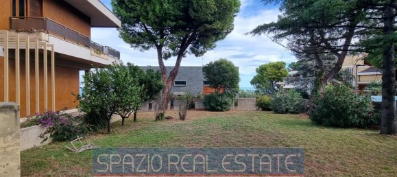 10 rooms Villa in Montesilvano, Italy No. 275907 2