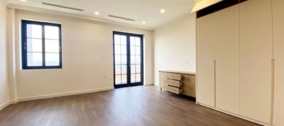 6 Schlafzimmer Villa in Tay Ho, Vietnam, Nr. 9835 10