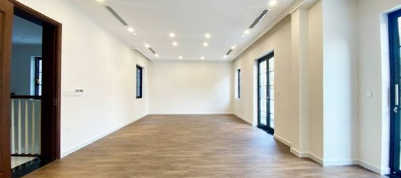 6 Schlafzimmer Villa in Tay Ho, Vietnam, Nr. 9835 3