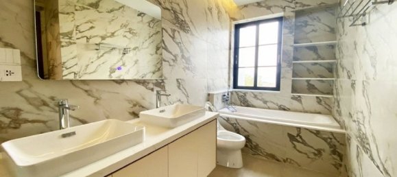 6 Schlafzimmer Villa in Tay Ho, Vietnam, Nr. 9835 6