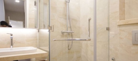 2 rooms Office in District 1, Vietnam No. 18159 15