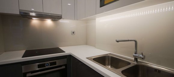 2 rooms Office in District 1, Vietnam No. 18159 5