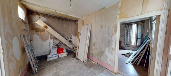 Apartamento de 3 habitaciónes en Pantin, France No. 187636 4