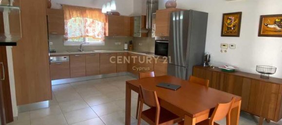 3 bedrooms Villa in Agios Tychonas, Cyprus No. 16506 4