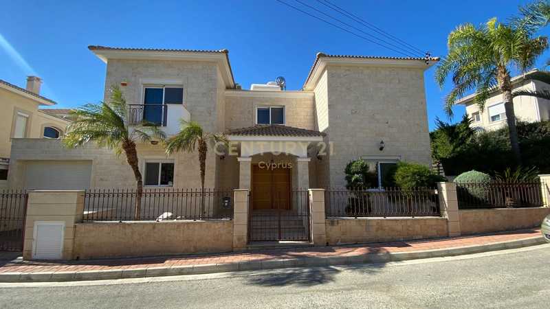 3 bedrooms Villa in Agios Tychonas, Cyprus No. 16506