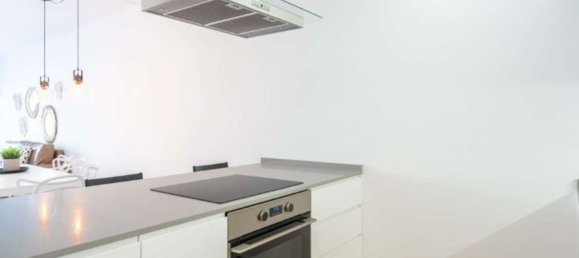 3 bedrooms Apartment in Lisbon, Portugal No. 125459 10