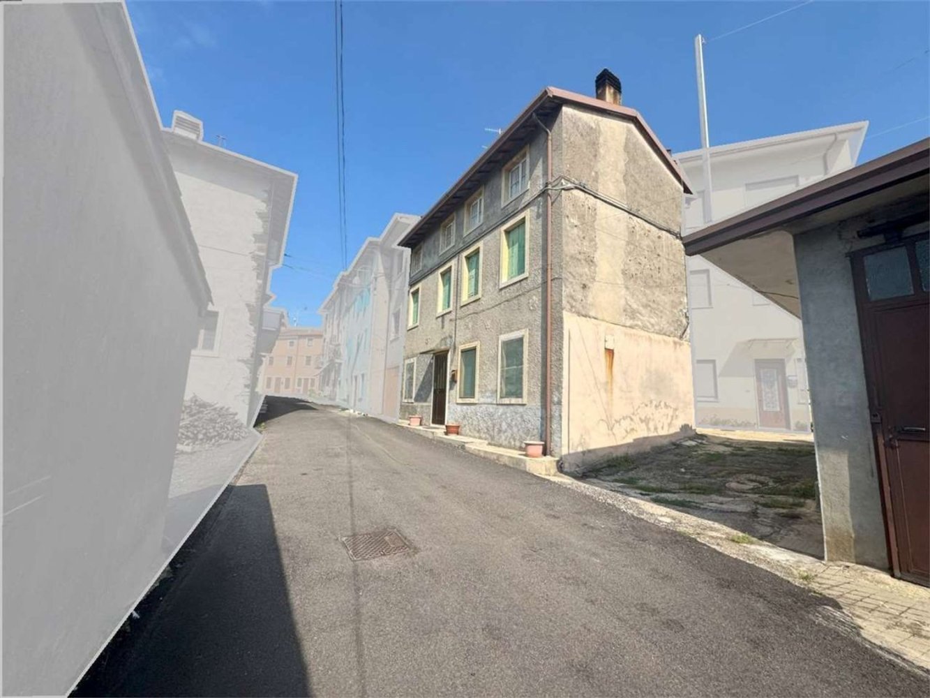 3 غرف نوم منزل في San Giovanni Ilarione, Italy رقم 360043